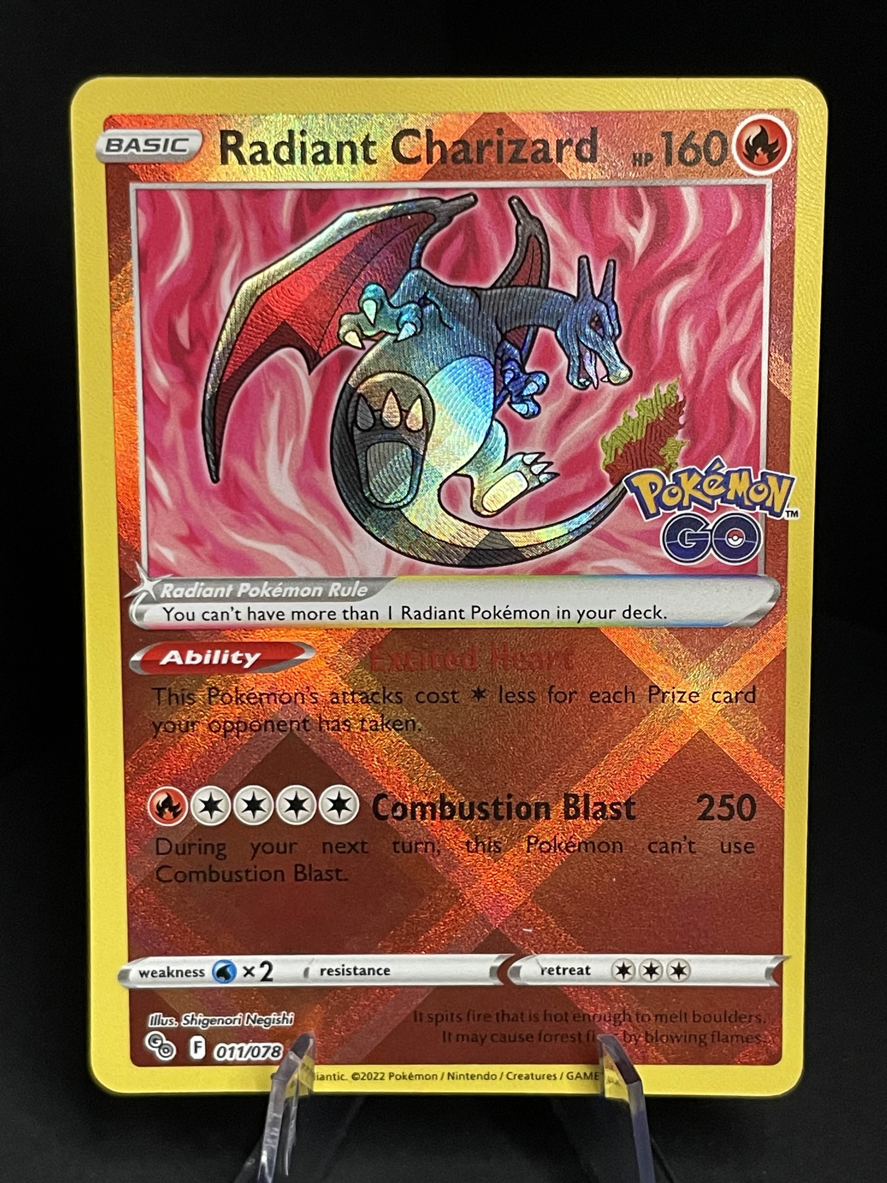 Radiant Charizard 011/078 Pokemon Go NM
