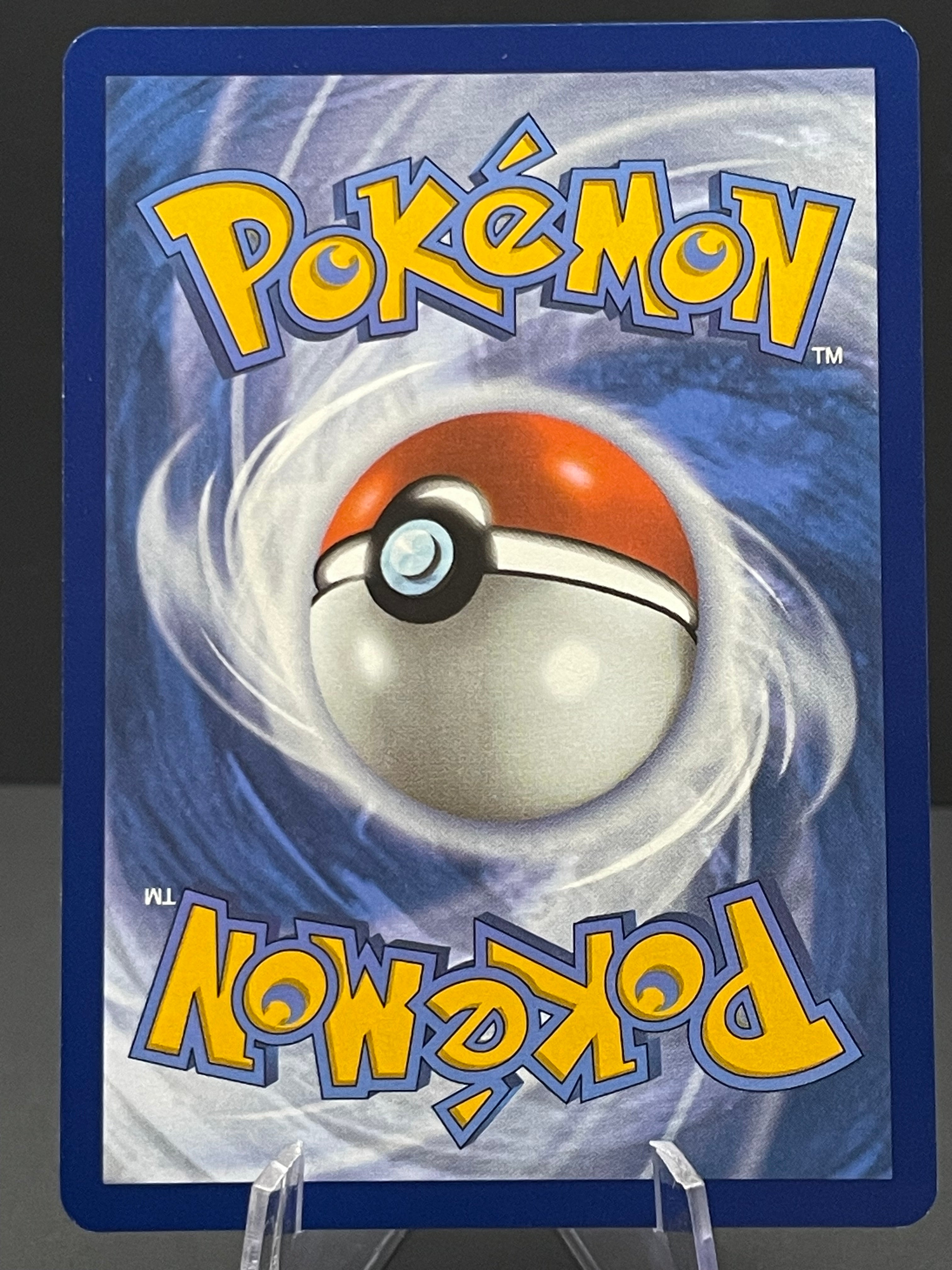 Genesect V 255/264 Fusion Strikes NM